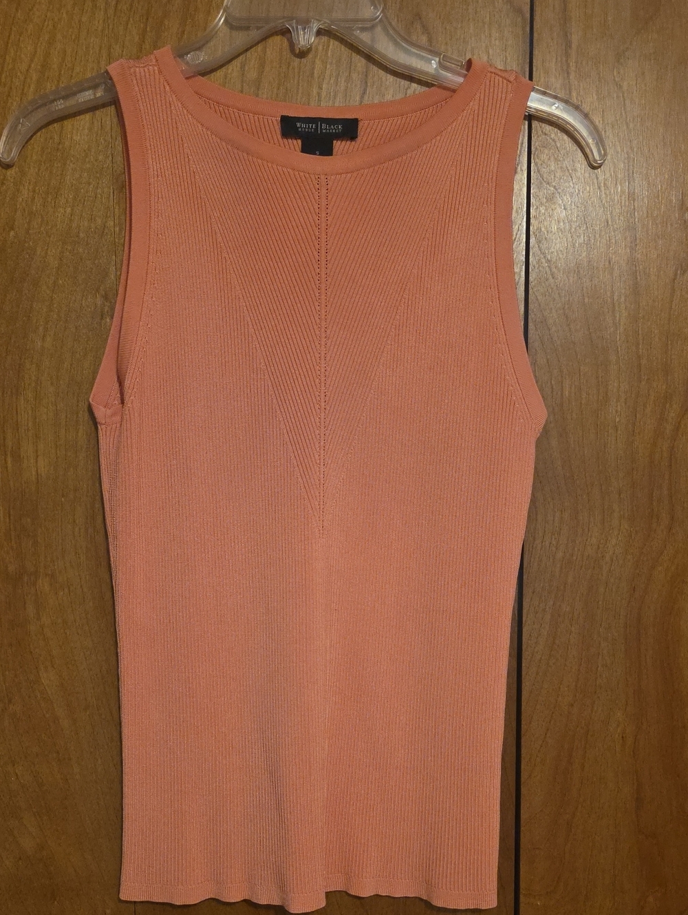 White House Black Market Peach Ribbed Sleeveless Tank